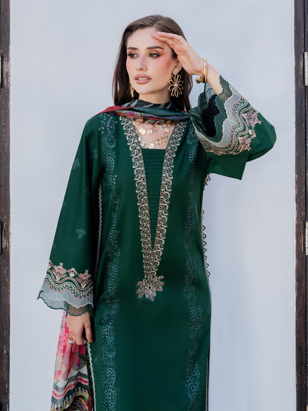 Luxury Lawn Embroidered 3Piece D-1090