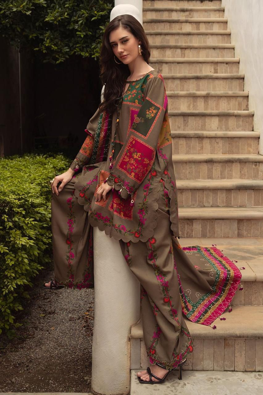 Charisma Printed Bana Dora Lawn 3Piece D-001
