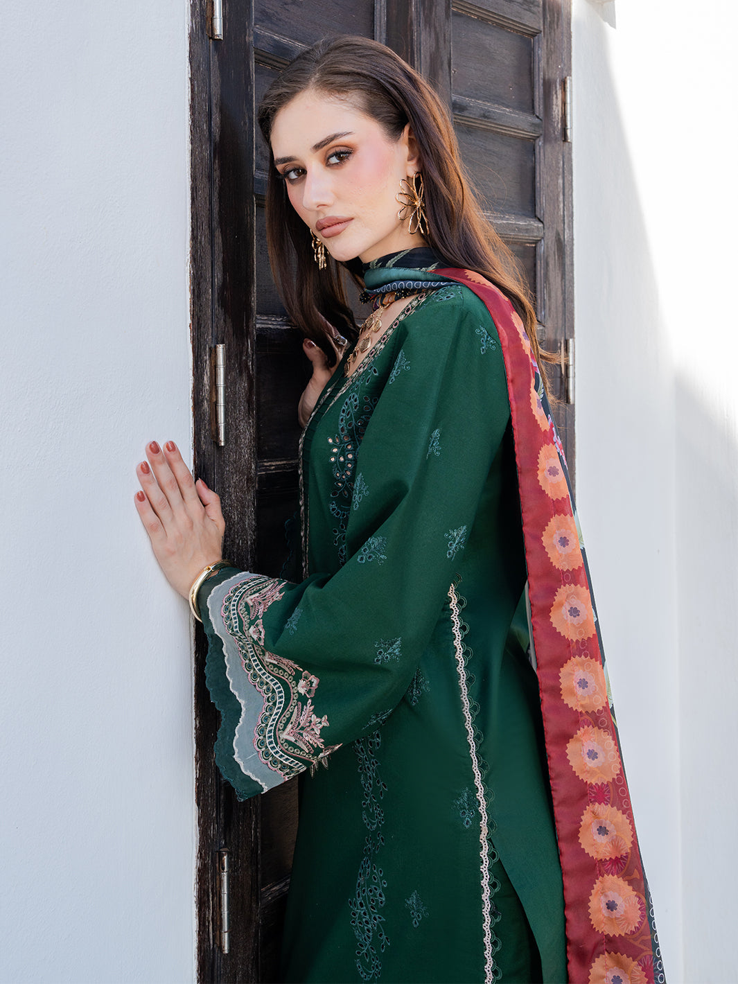 Luxury Lawn Embroidered 3Piece D-1090