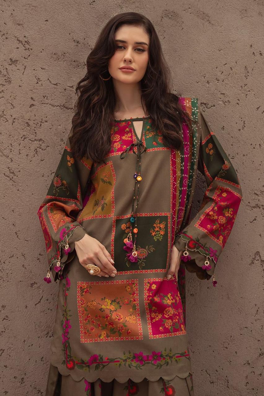 Charisma Printed Bana Dora Lawn 3Piece D-001