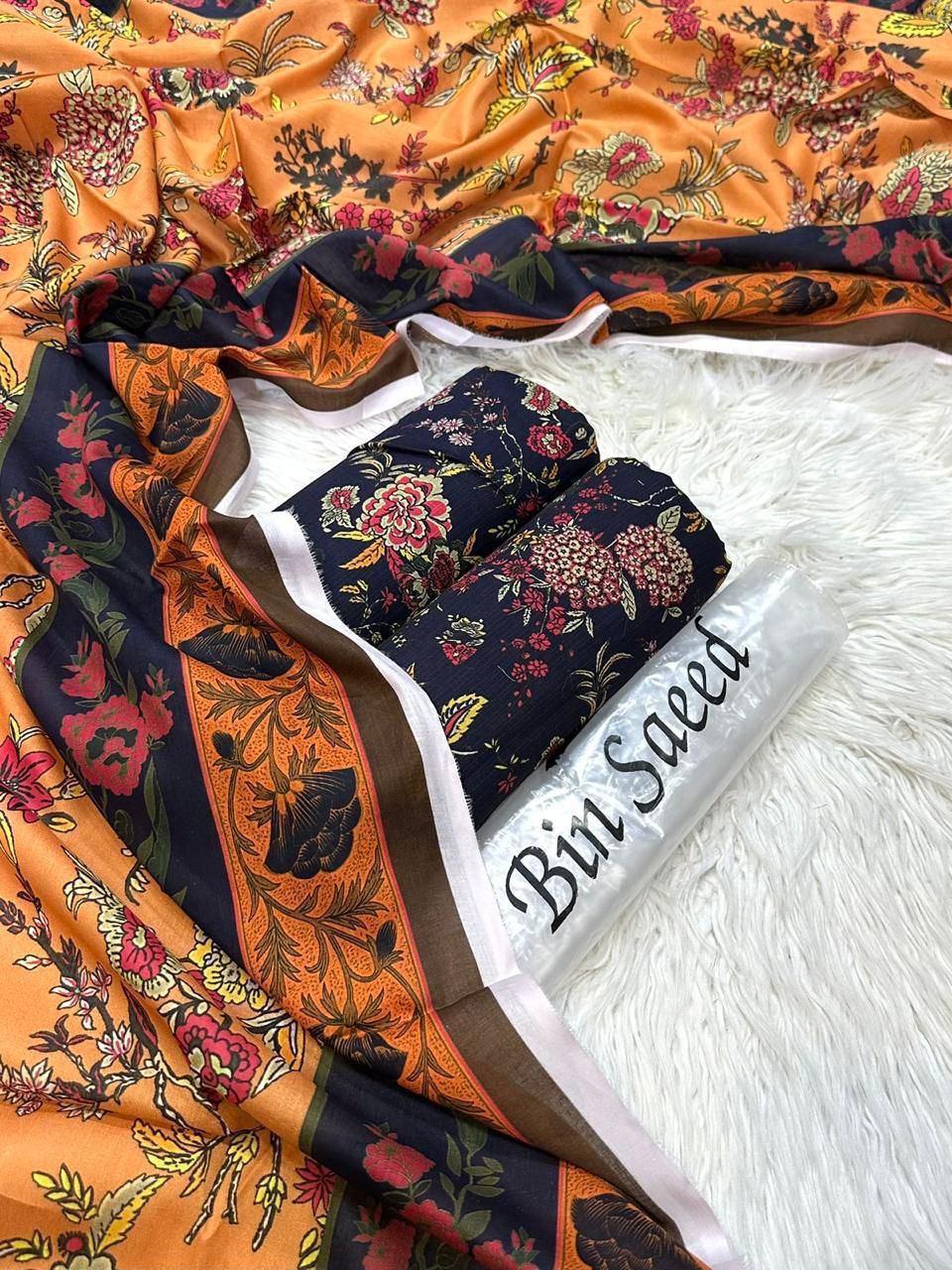 Bin Saeed Unstitched Lawn 3Piece D-001