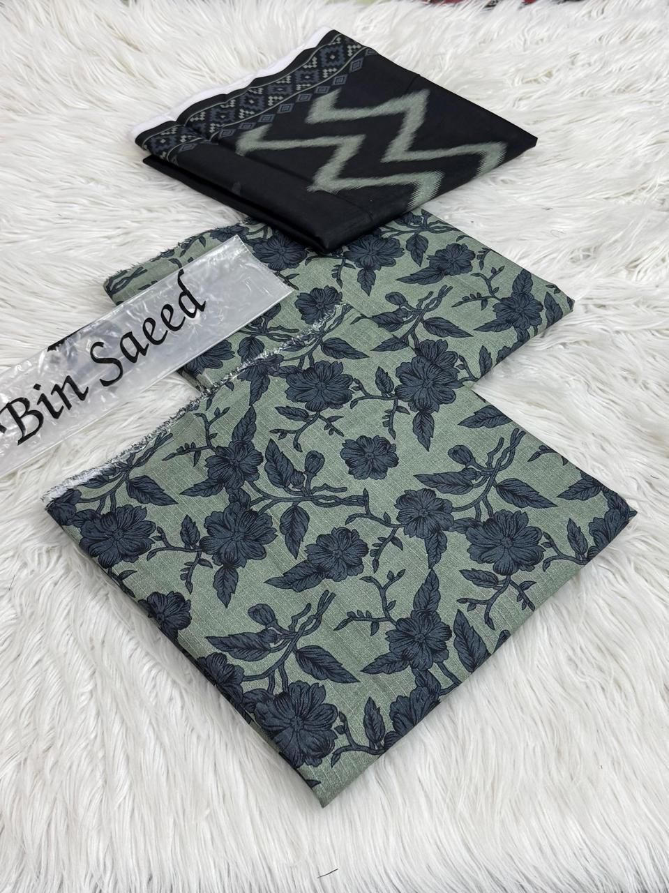 Bin Saeed Unstitched Lawn 3Piece D-012